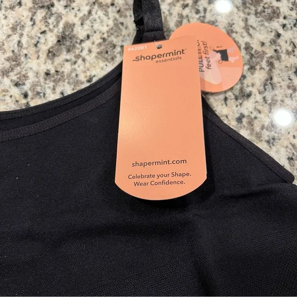 Shapermint NWT Scoup Neck Cami Essentials All Day Every Day Black Size Small - Picture 10 of 11